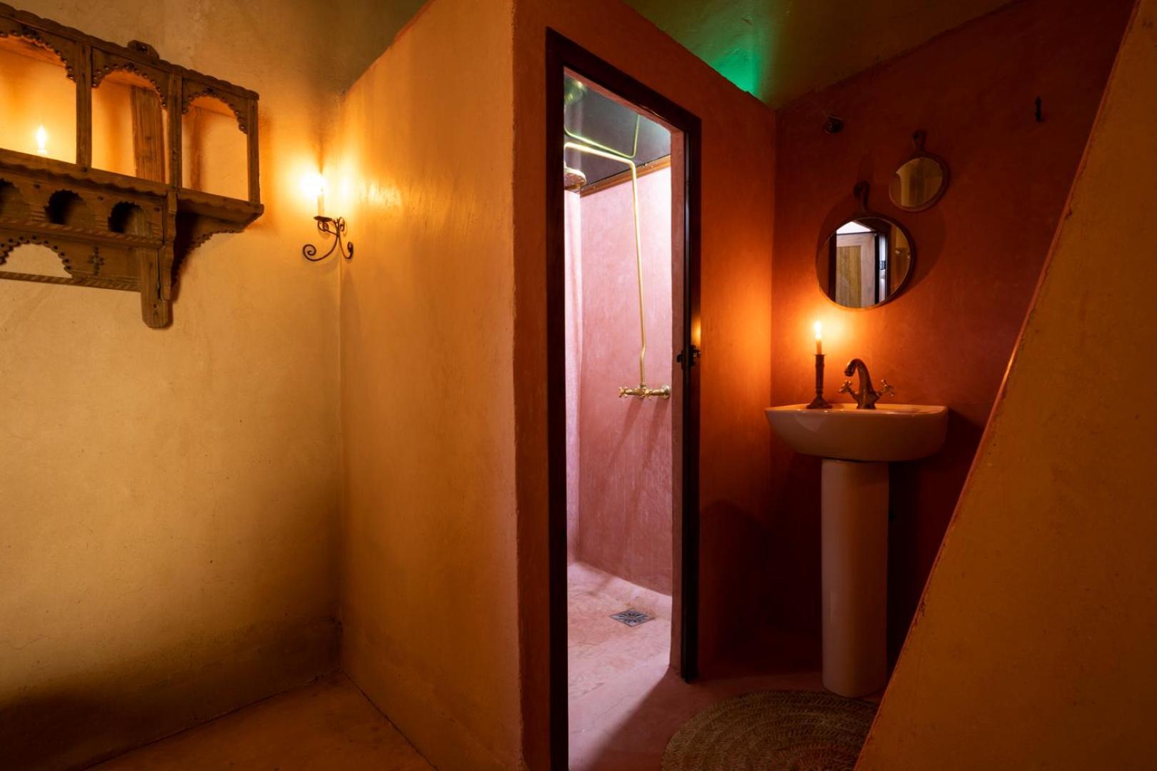 Kasbah Tebi Bed & Breakfast Ait Benhaddou Exterior foto